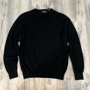 Neiman Marcus Classic Black Crewneck Sweater